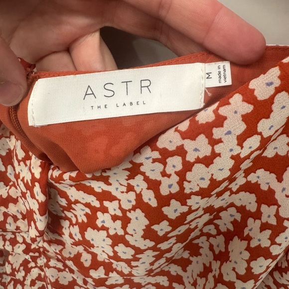 ASTR The Lable Burnt Orange Floral Ruffle Mini Dress - Picture 5 of 6